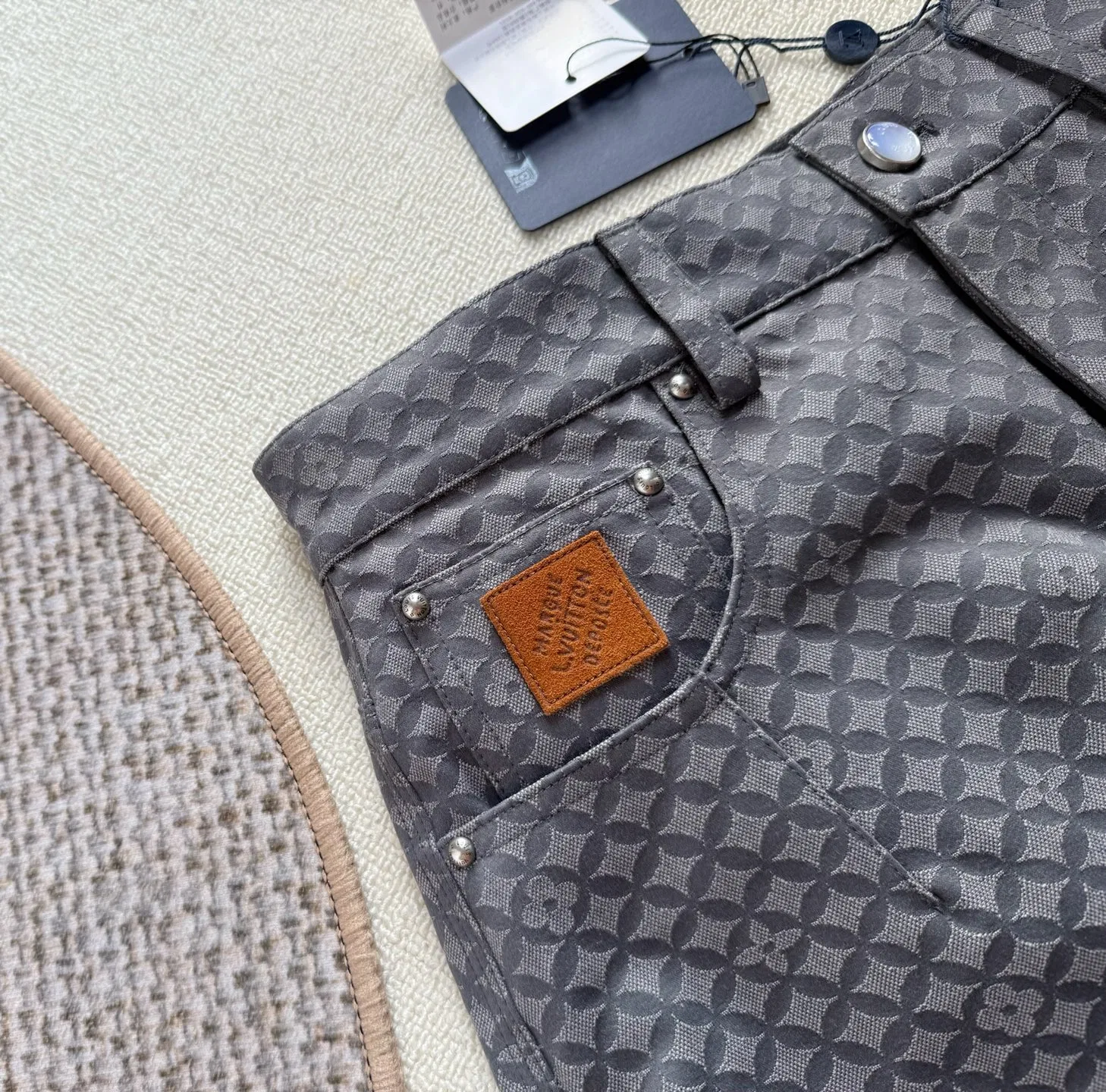 LV 27FW FVAHDTN 012 데님팬츠 8