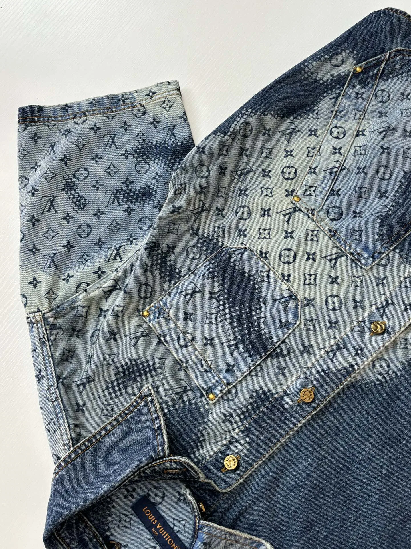 LV 27FW FVAHDTN 013 데님반팔셔츠 8