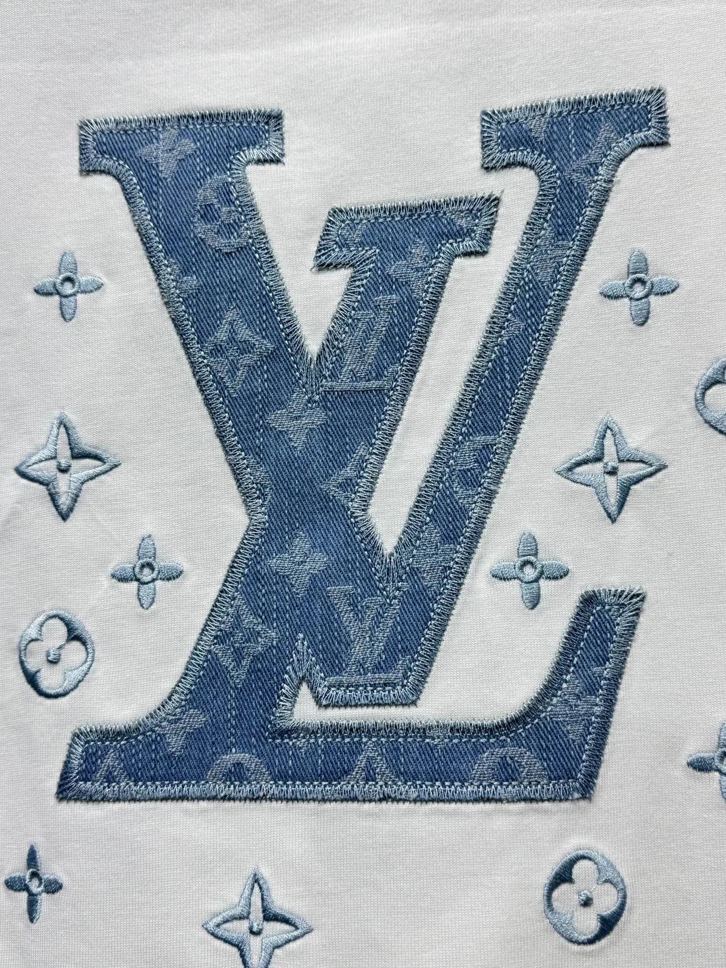 LV 27FW FVAHDTN 016 반팔티셔츠 13