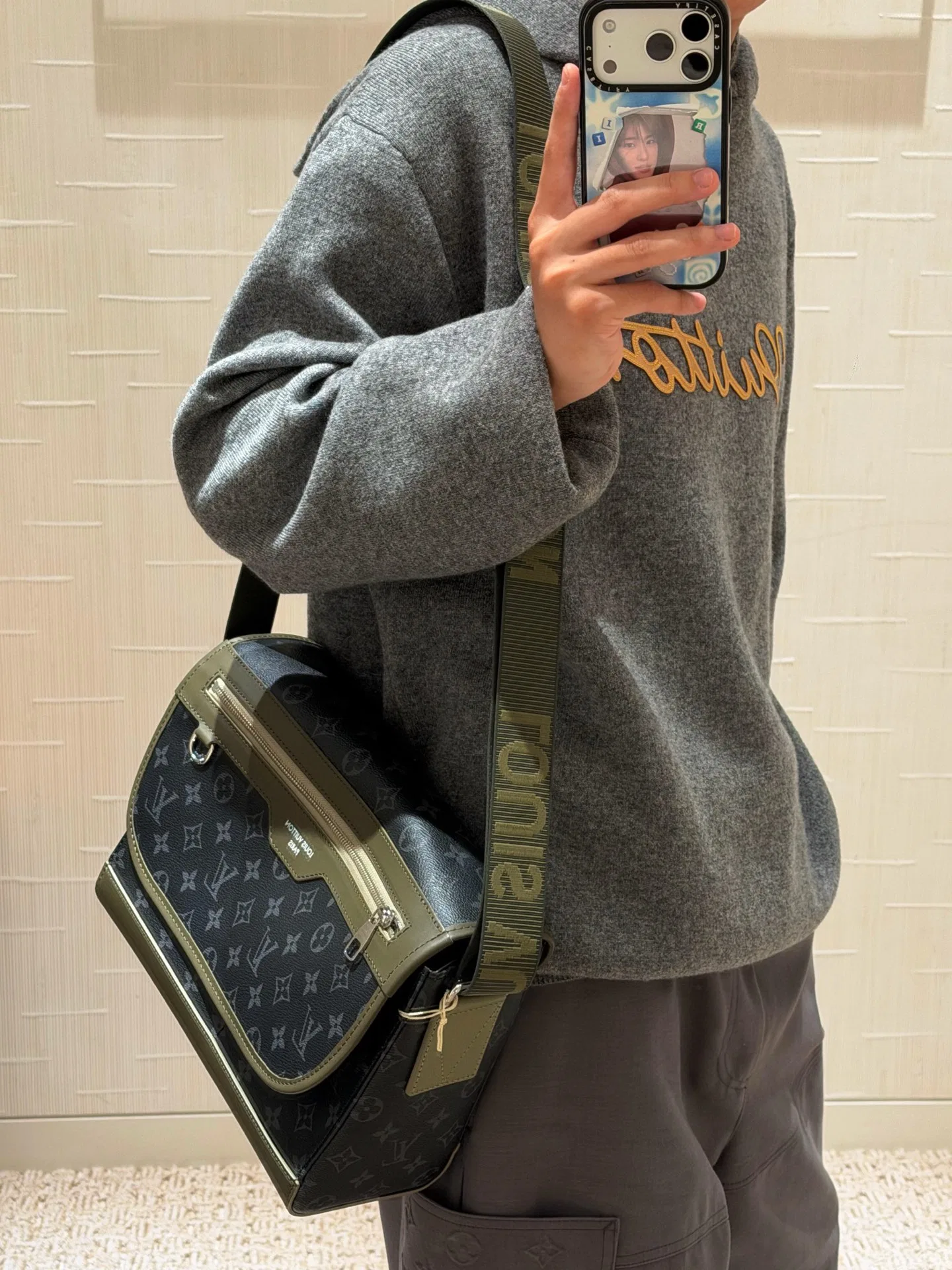 LV 27FW FVAHDTN 022 니트후드 25