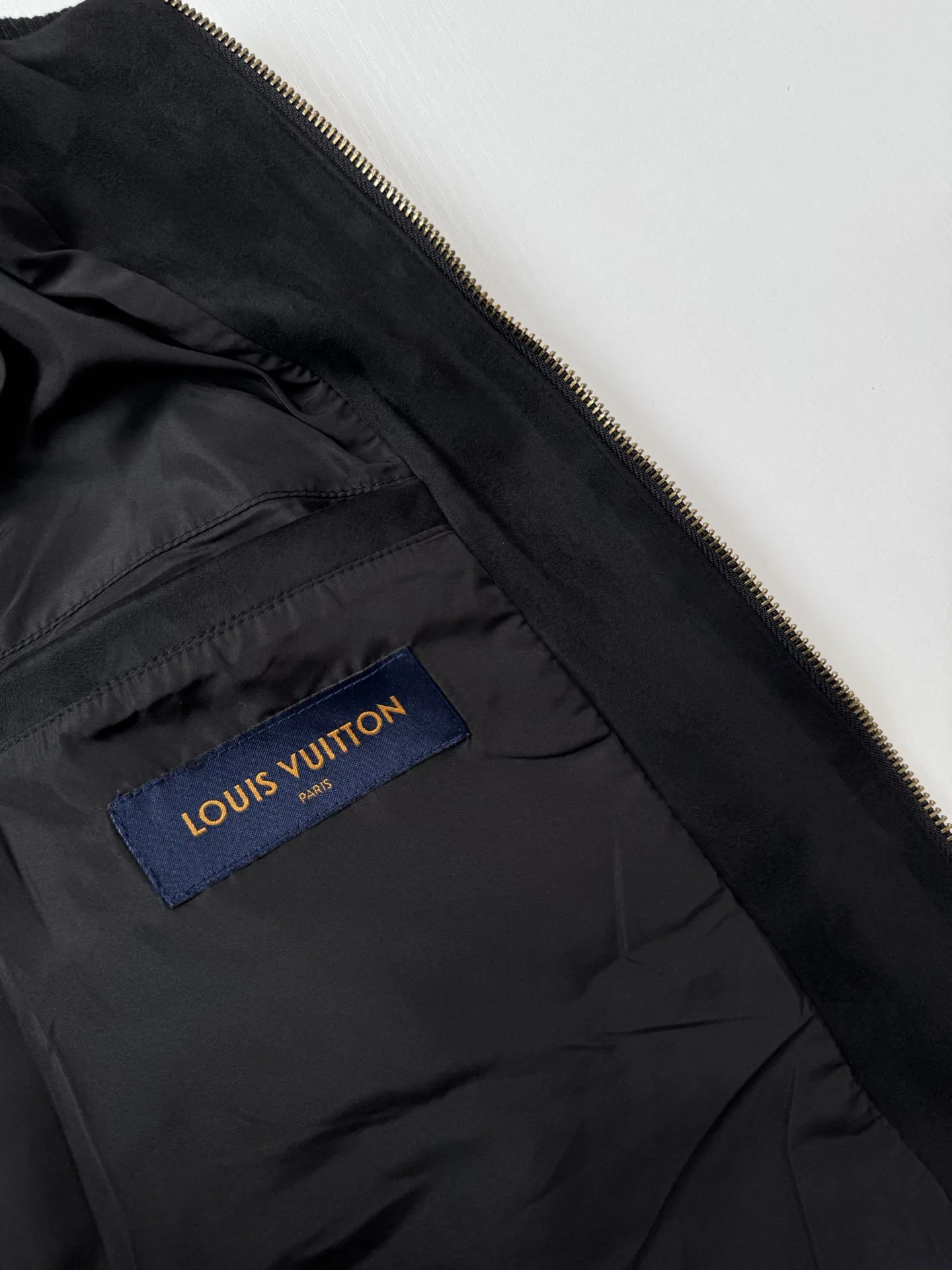 LV 27FW FVAHDTN 027 자켓 10