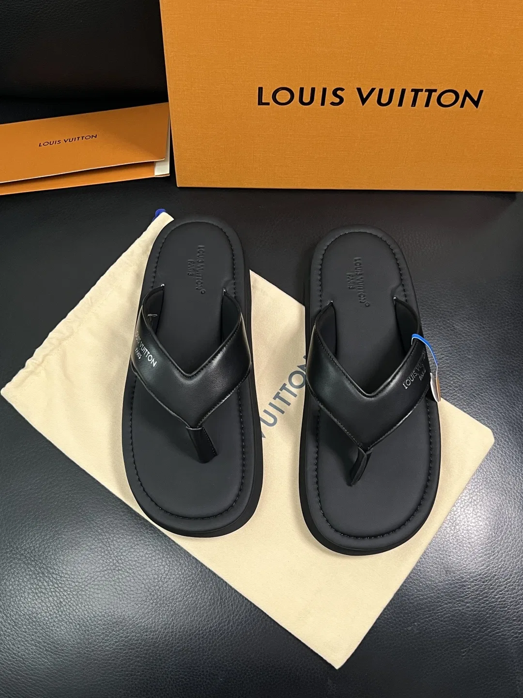 LV 27FW HOSLVLO 007 쪼리 30