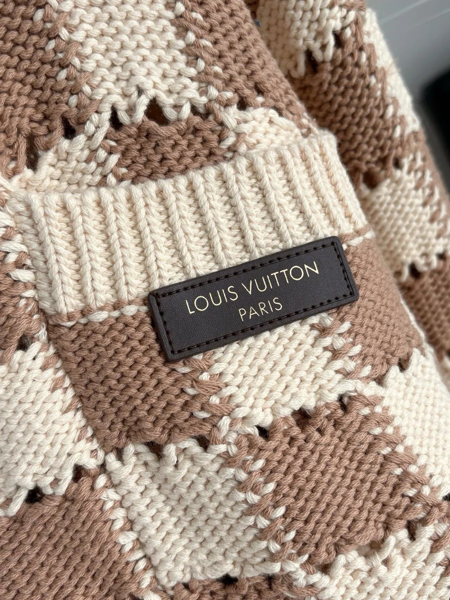 LV 27FW HOSLVLO 010 가디건 7