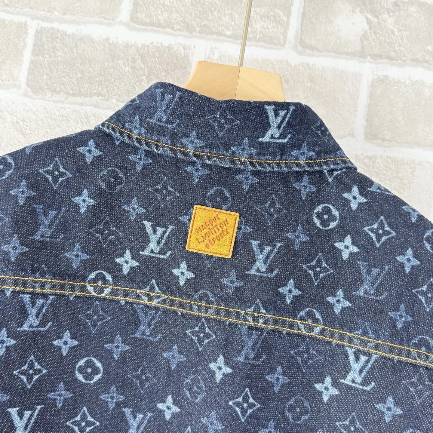 LV 27FW JBJVXGJ 009 데님반팔셔츠 8