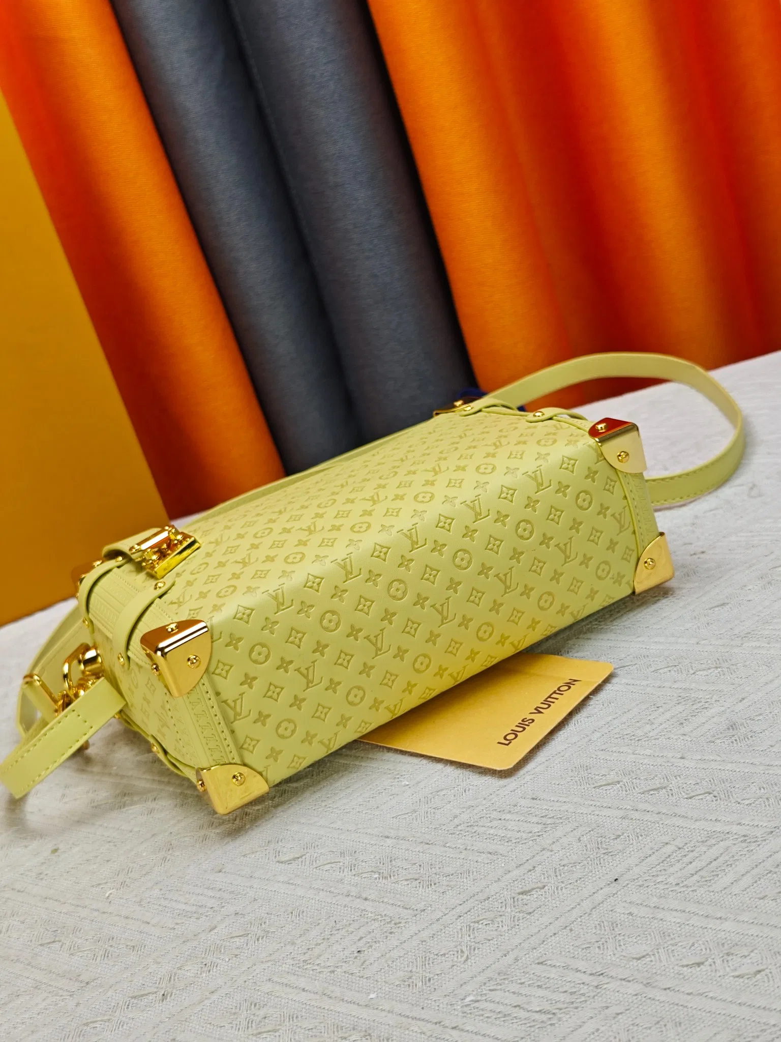 LV 27FW JBJVXGJ 063 토트백 13