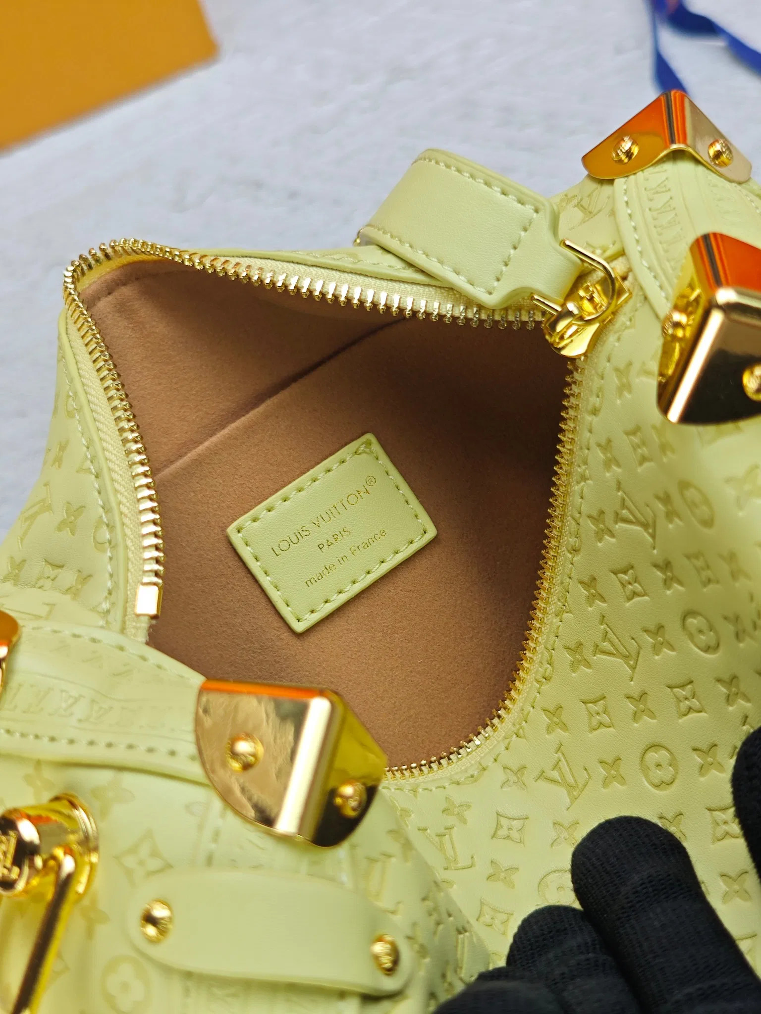 LV 27FW JBJVXGJ 063 토트백 18