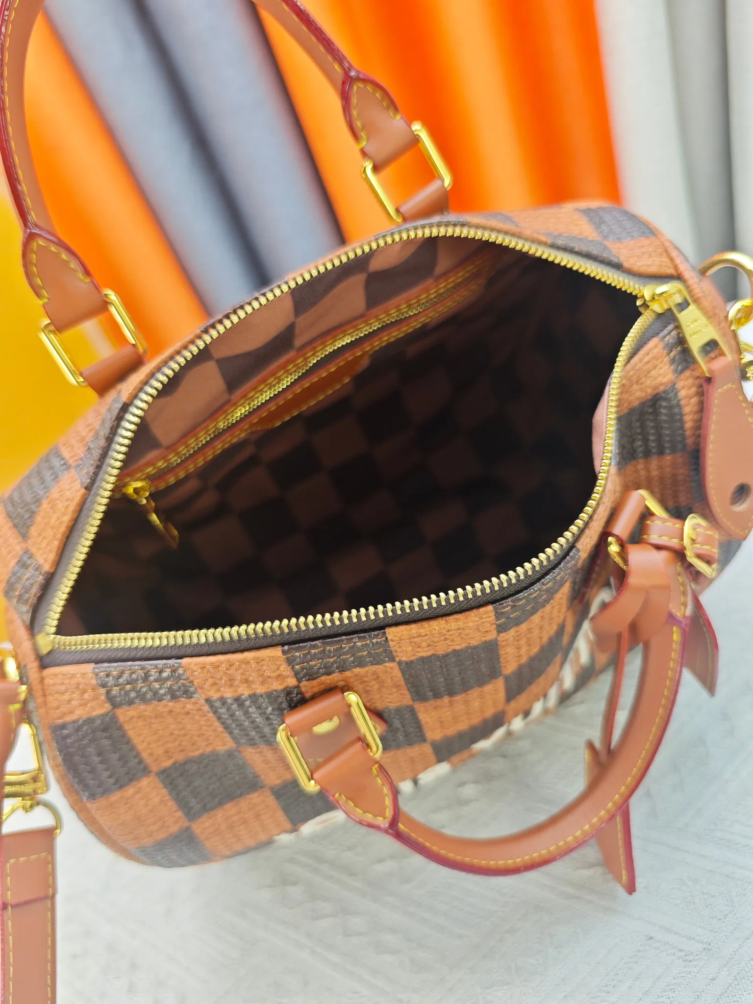 LV 27FW JBJVXGJ 064 토트백 9