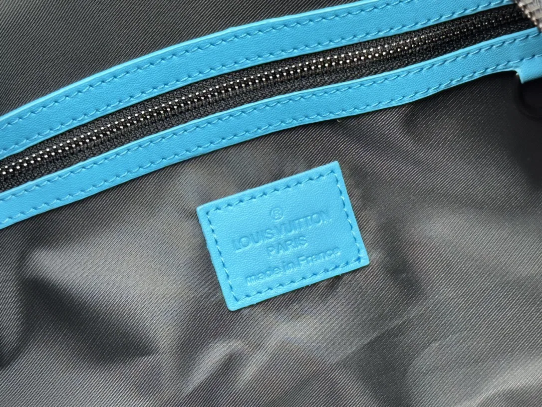 LV 27FW JBJVXGJ 068 토트백 8