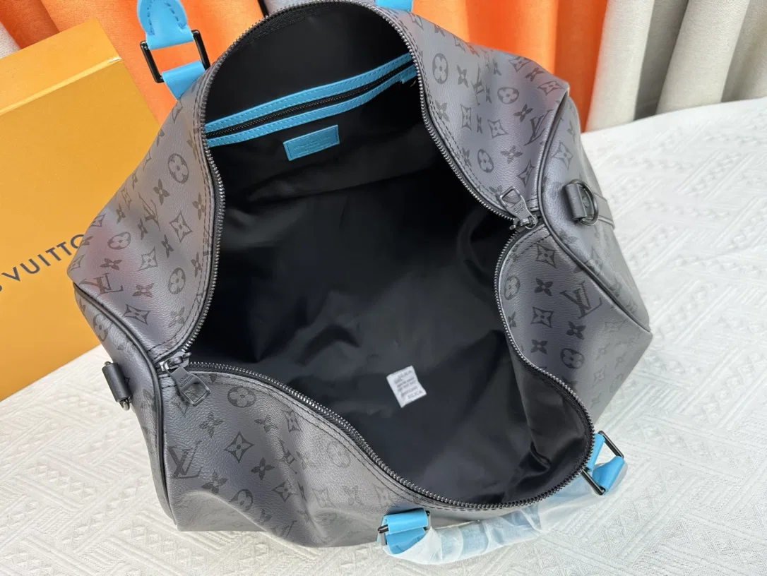 LV 27FW JBJVXGJ 068 토트백 9