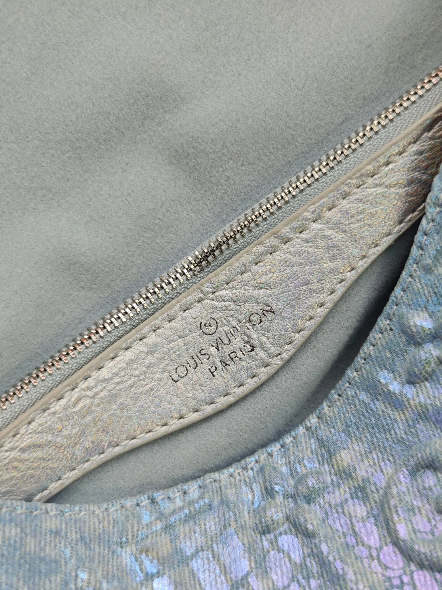 LV 27FW JBJVXGJ 072 숄더백 8