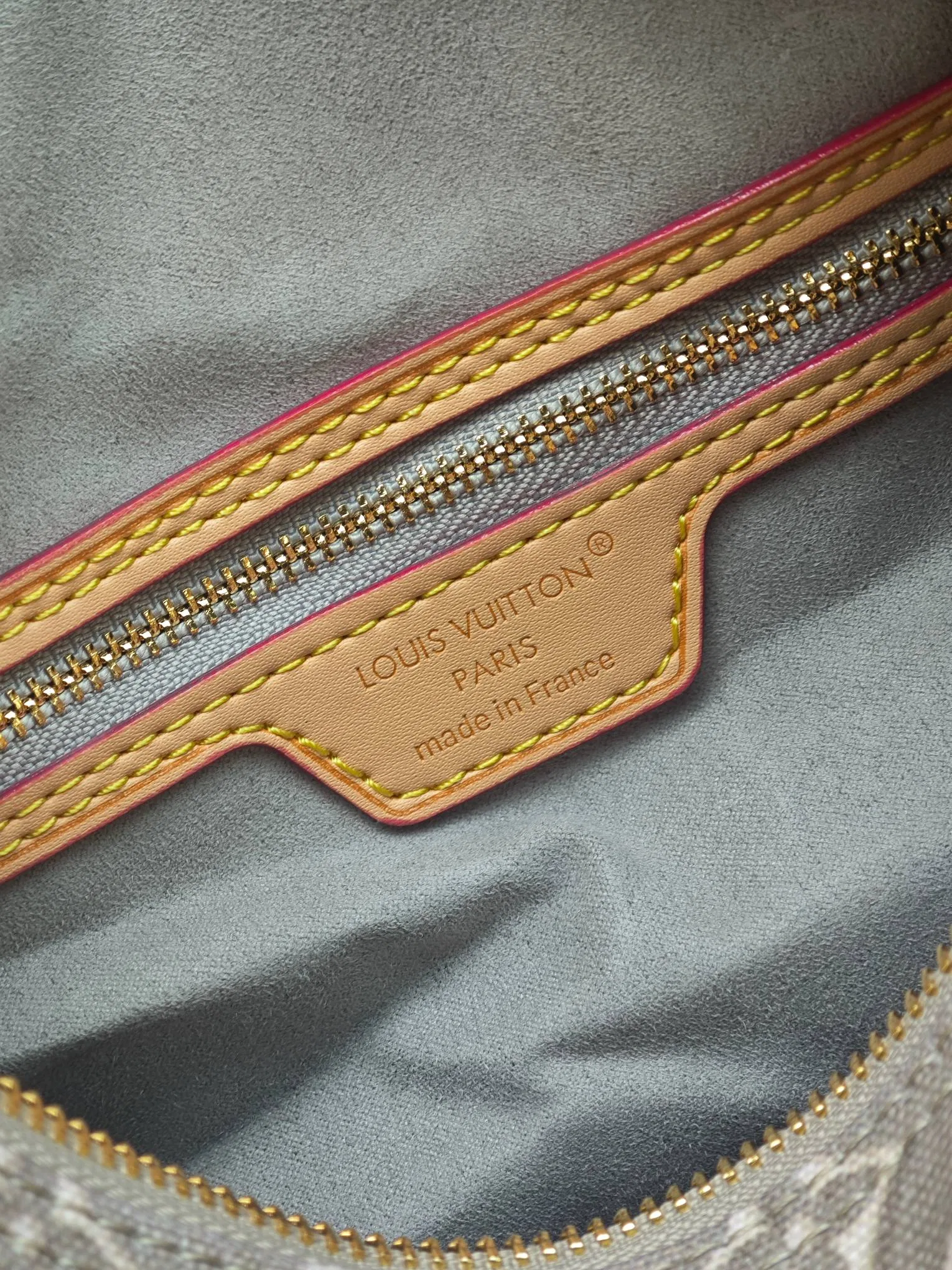 LV 27FW JBJVXGJ 076 토트백 8
