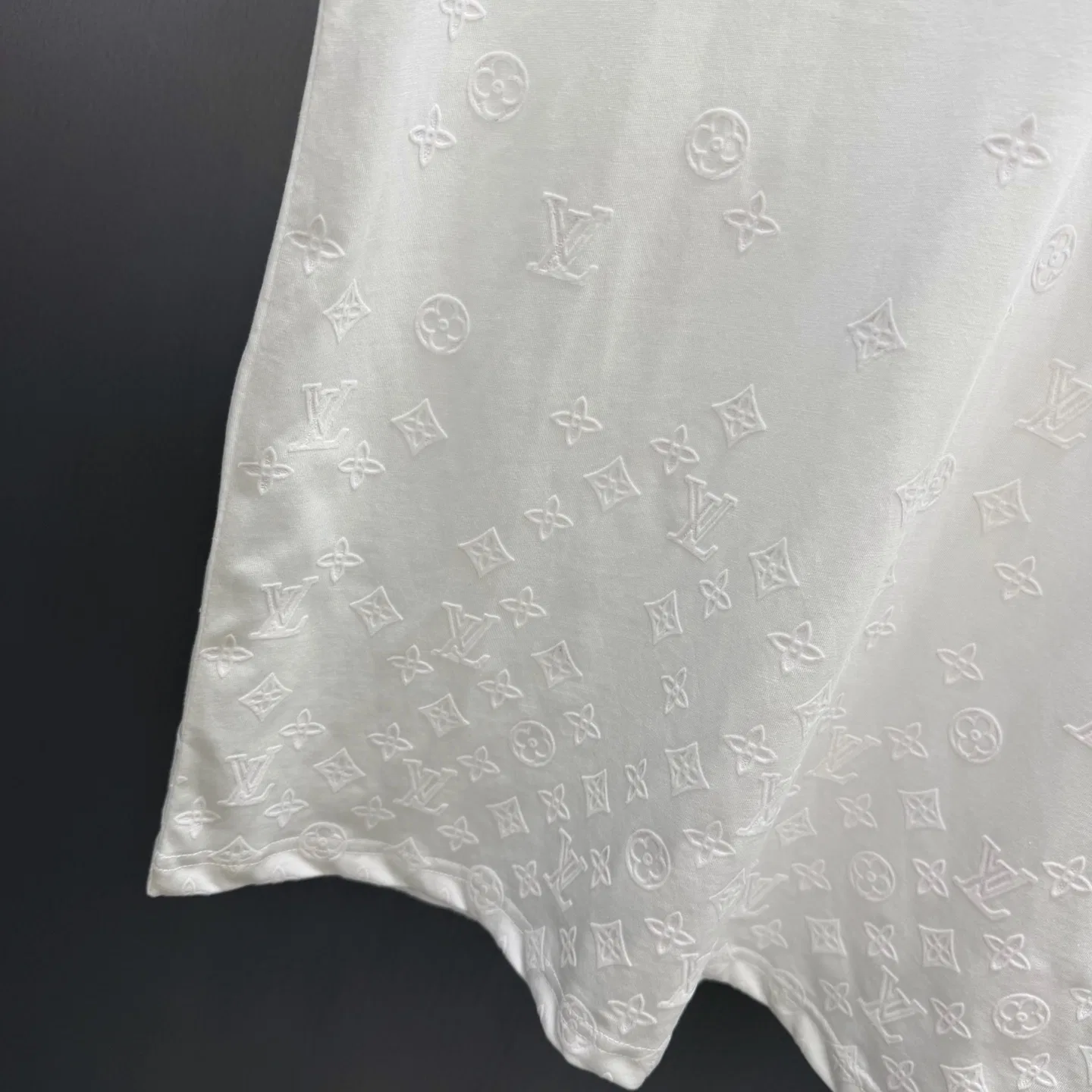 LV 27FW JBJVXGJ 106 반팔티셔츠 11