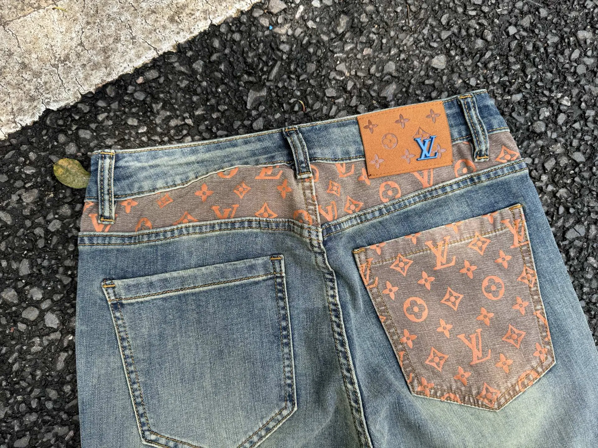 LV 27FW JBJVXGJ 162 데님팬츠 7