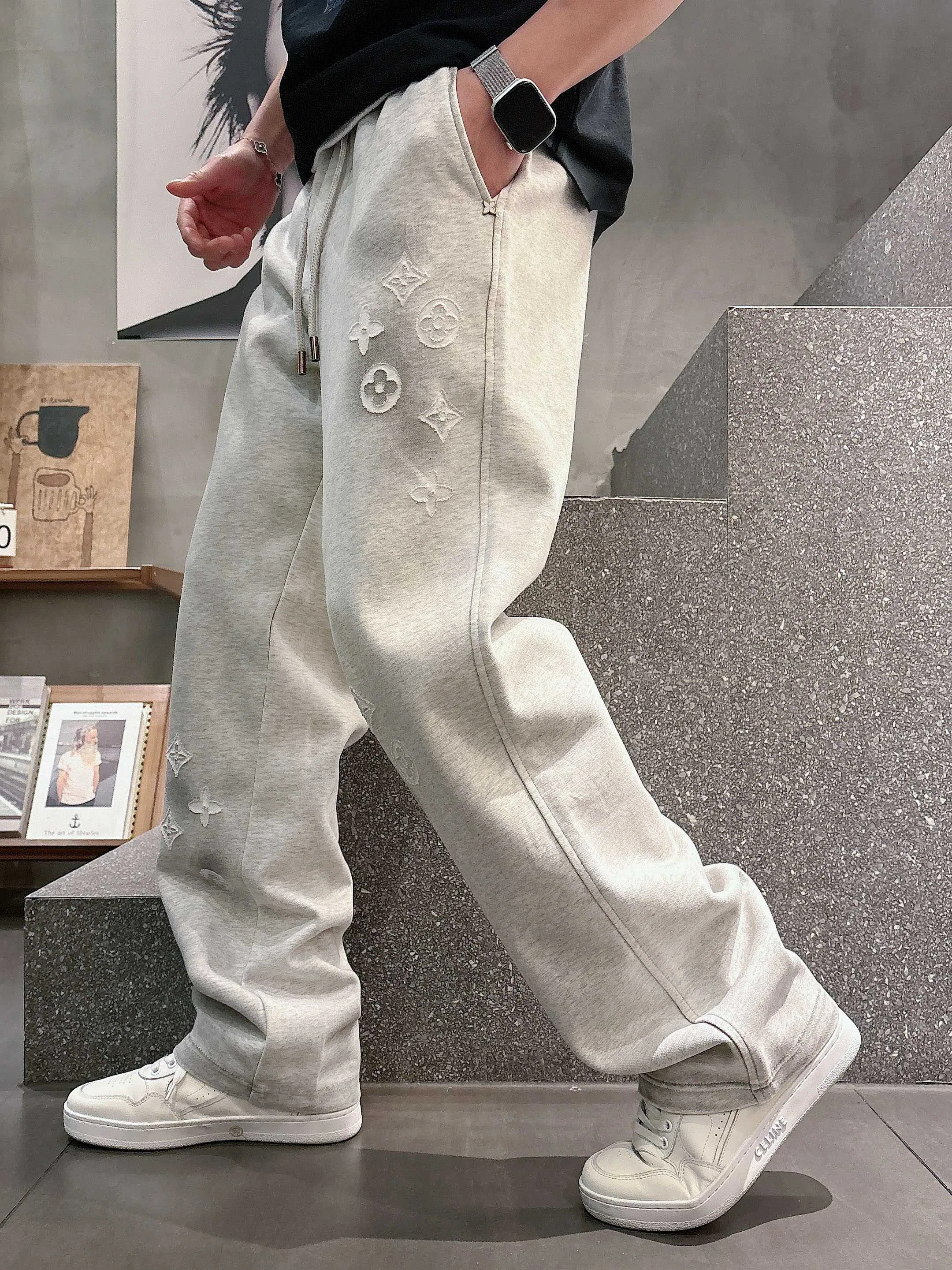 LV 27FW JBJVXGJ 166 스웻팬츠 7