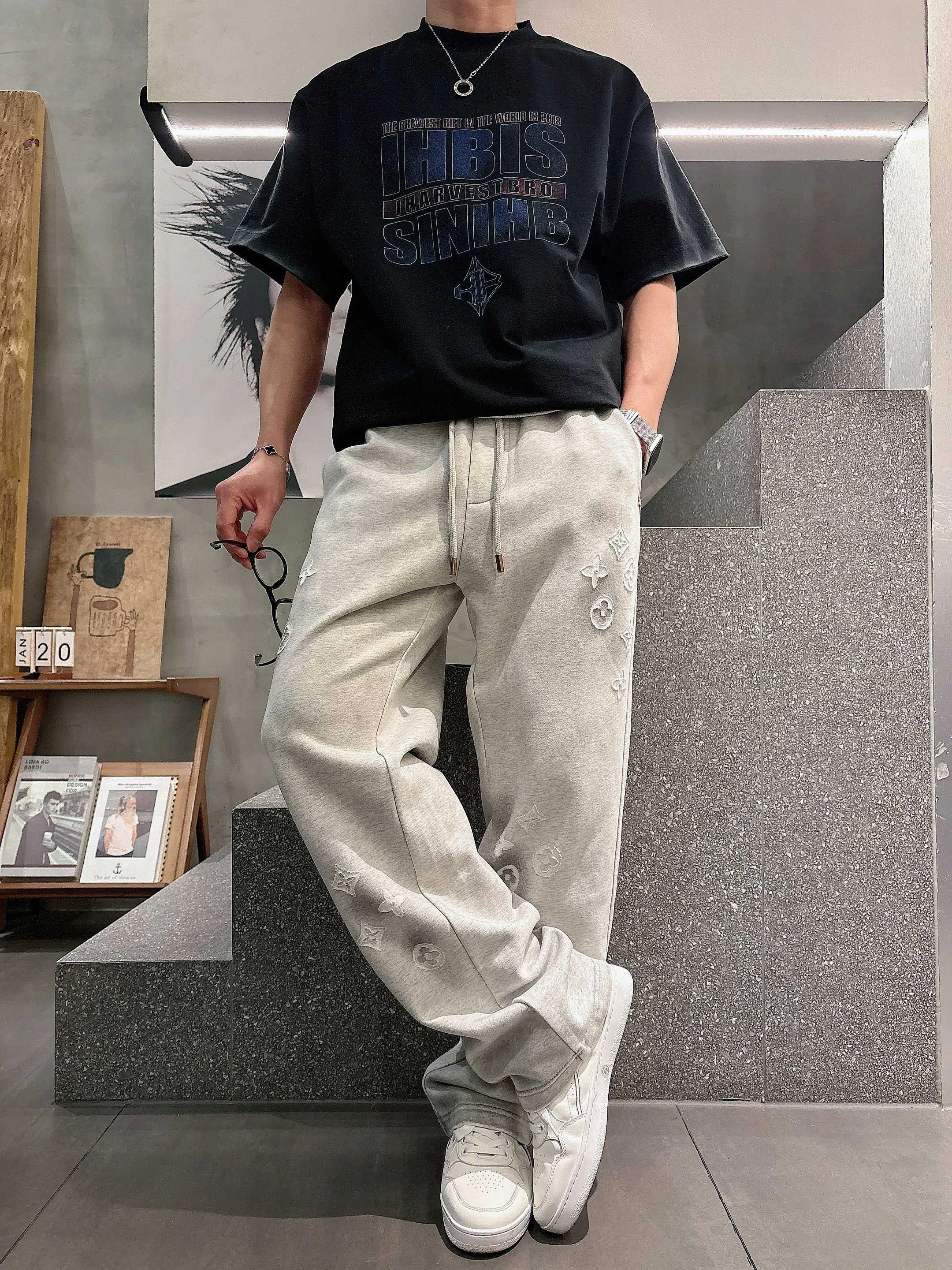 LV 27FW JBJVXGJ 166 스웻팬츠 10
