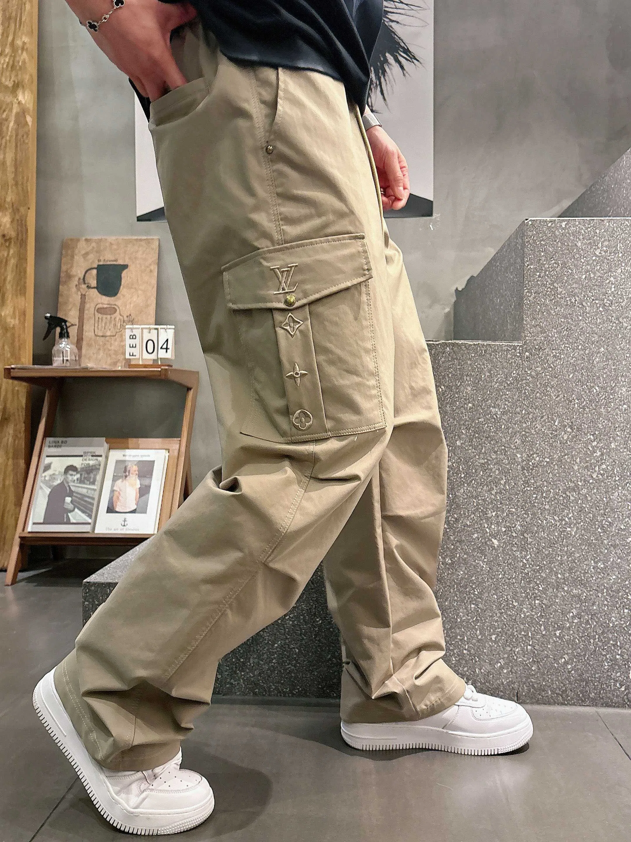 LV 27FW JBJVXGJ 167 카고팬츠 9