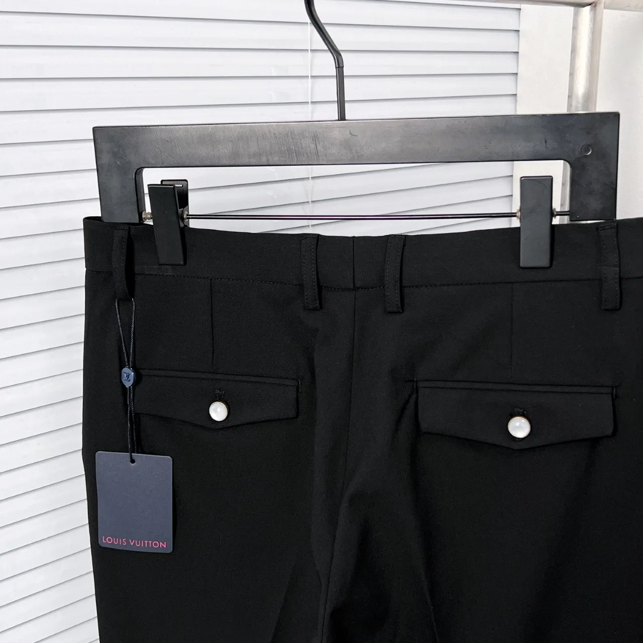 LV 27FW JBJVXGJ 192 슬랙스 7