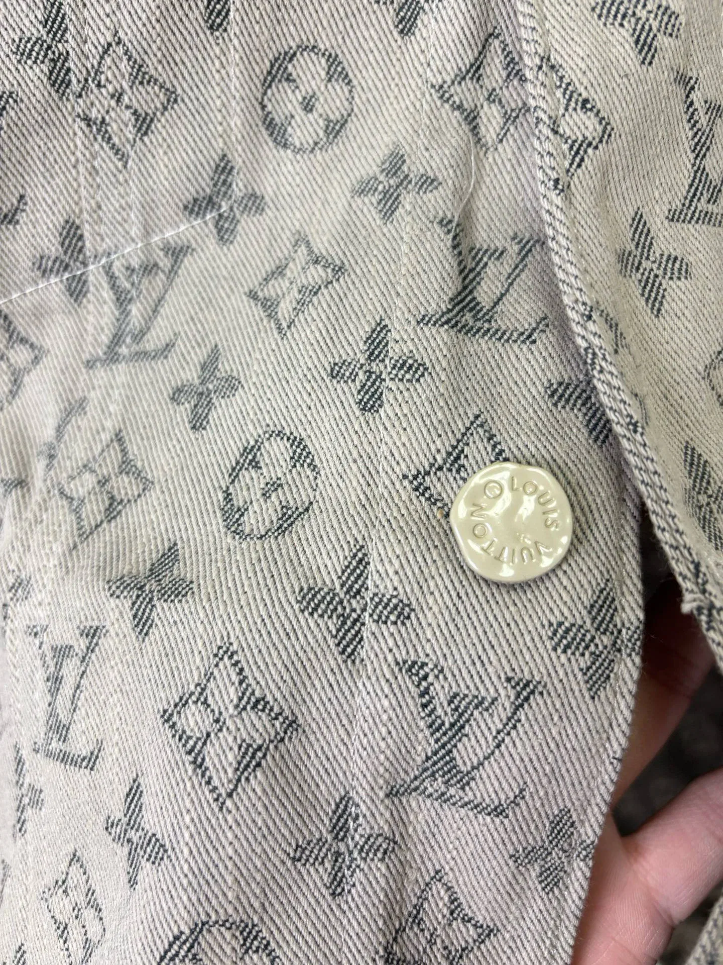 LV 27FW JBJVXGJ 213 자켓 8