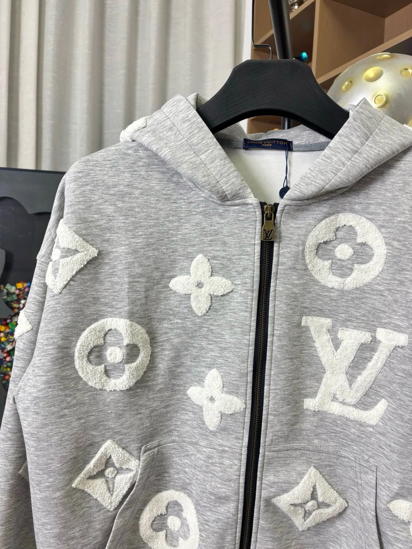 LV 27FW JBJVXGJ 214 집업후드 8