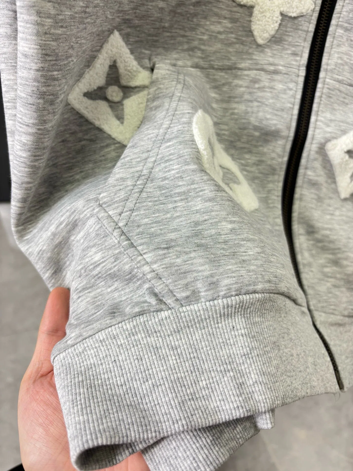 LV 27FW JBJVXGJ 214 집업후드 10