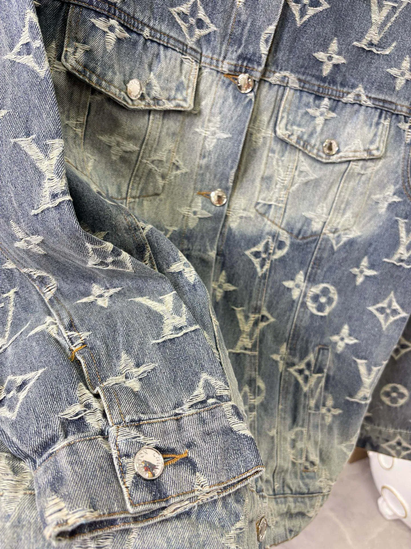 LV 27FW JBJVXGJ 215 데님자켓 7