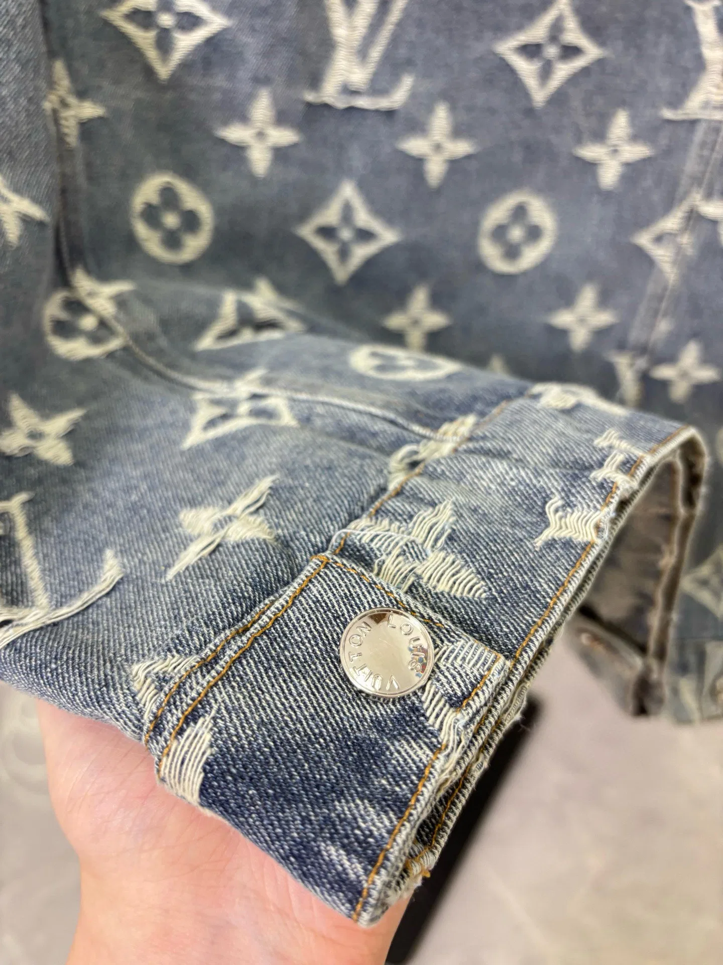 LV 27FW JBJVXGJ 215 데님자켓 10