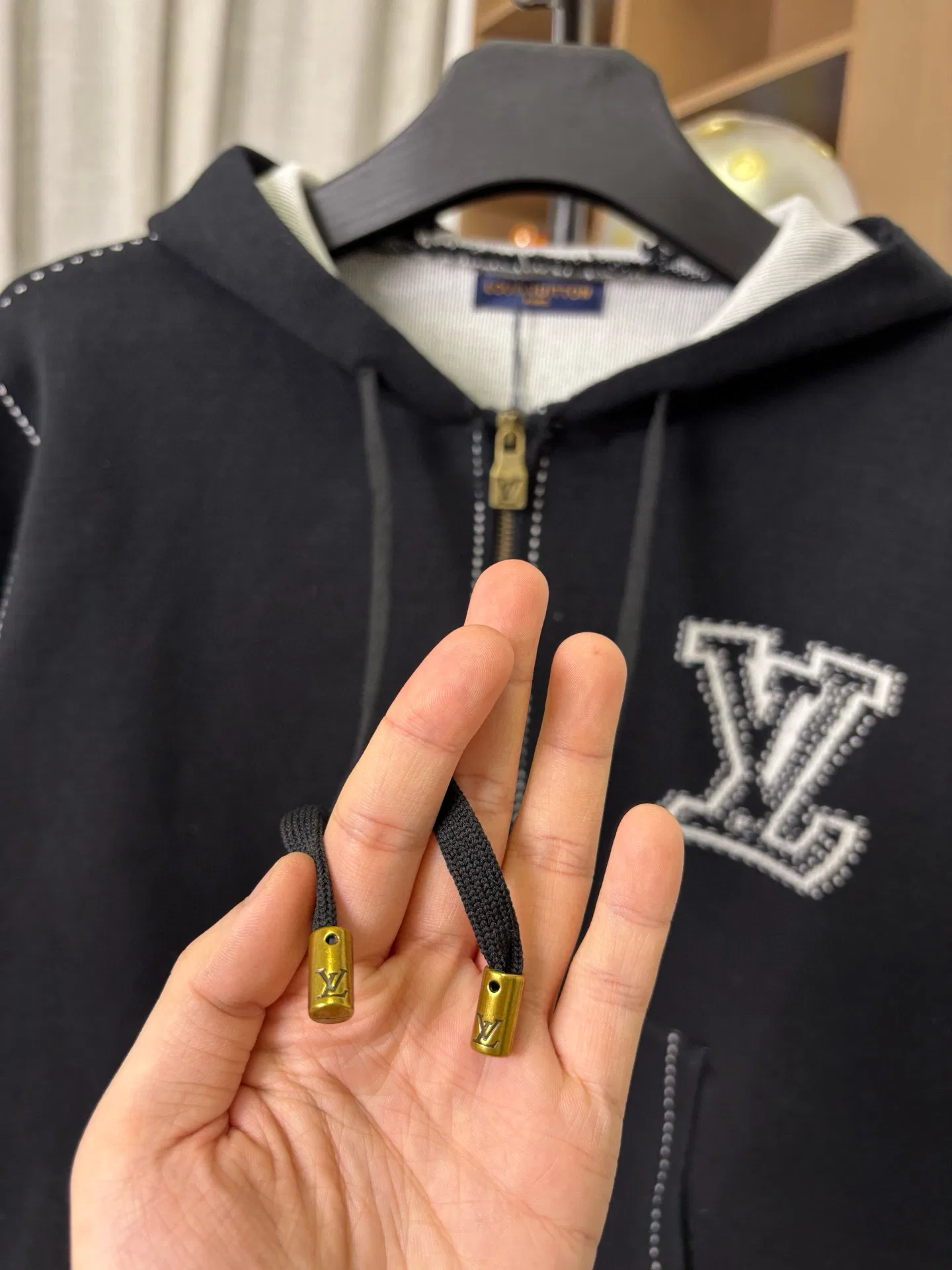 LV 27FW JBJVXGJ 216 집업후드 7