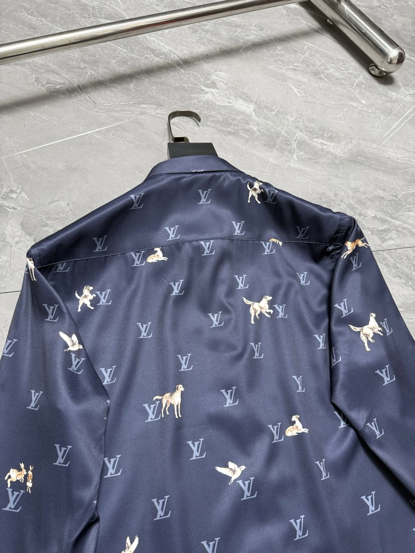 LV 27FW JBJVXGJ 222 셔츠 8