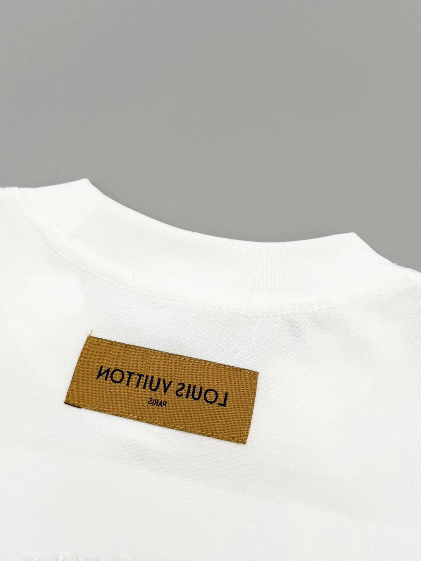 LV 27FW JBJVXGJ 276 반팔티셔츠 15