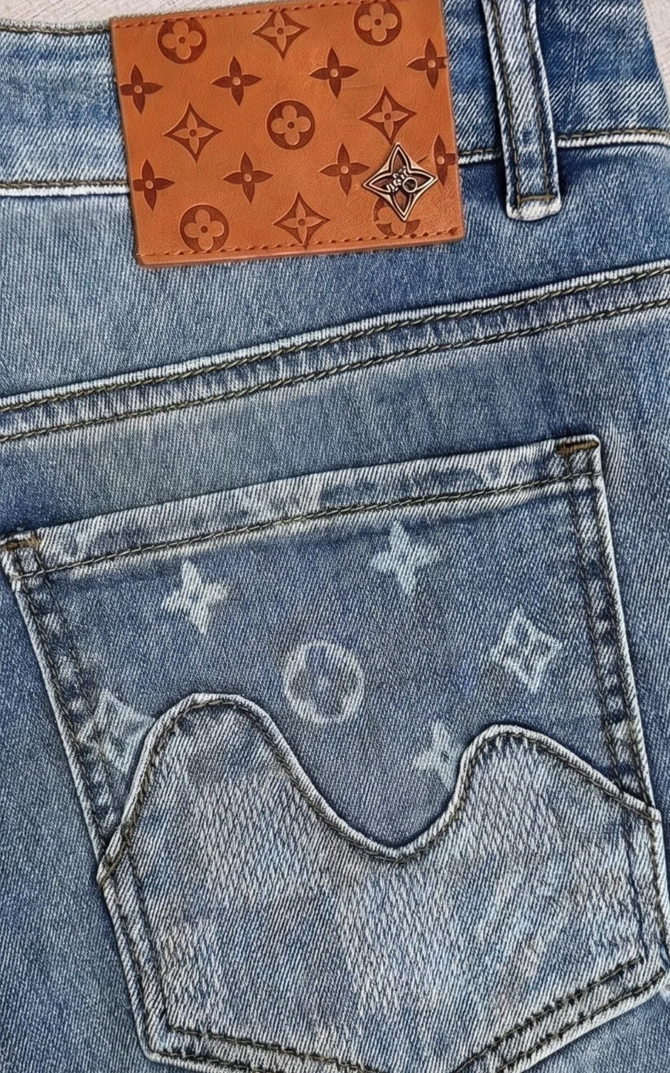 LV 27FW JBJVXGJ 308 데님팬츠 8