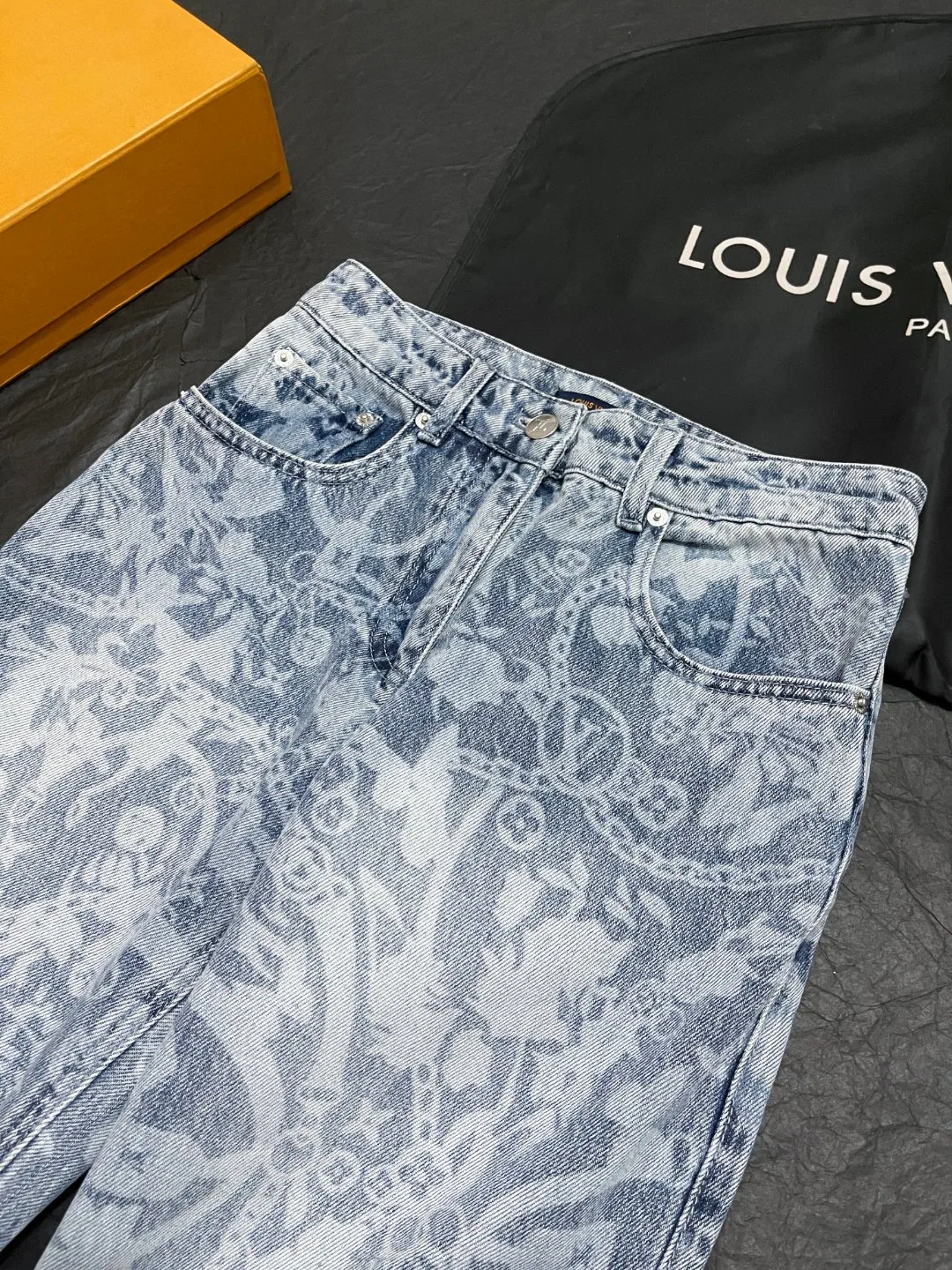 LV 27FW LDWAQLG 001 데님팬츠 7