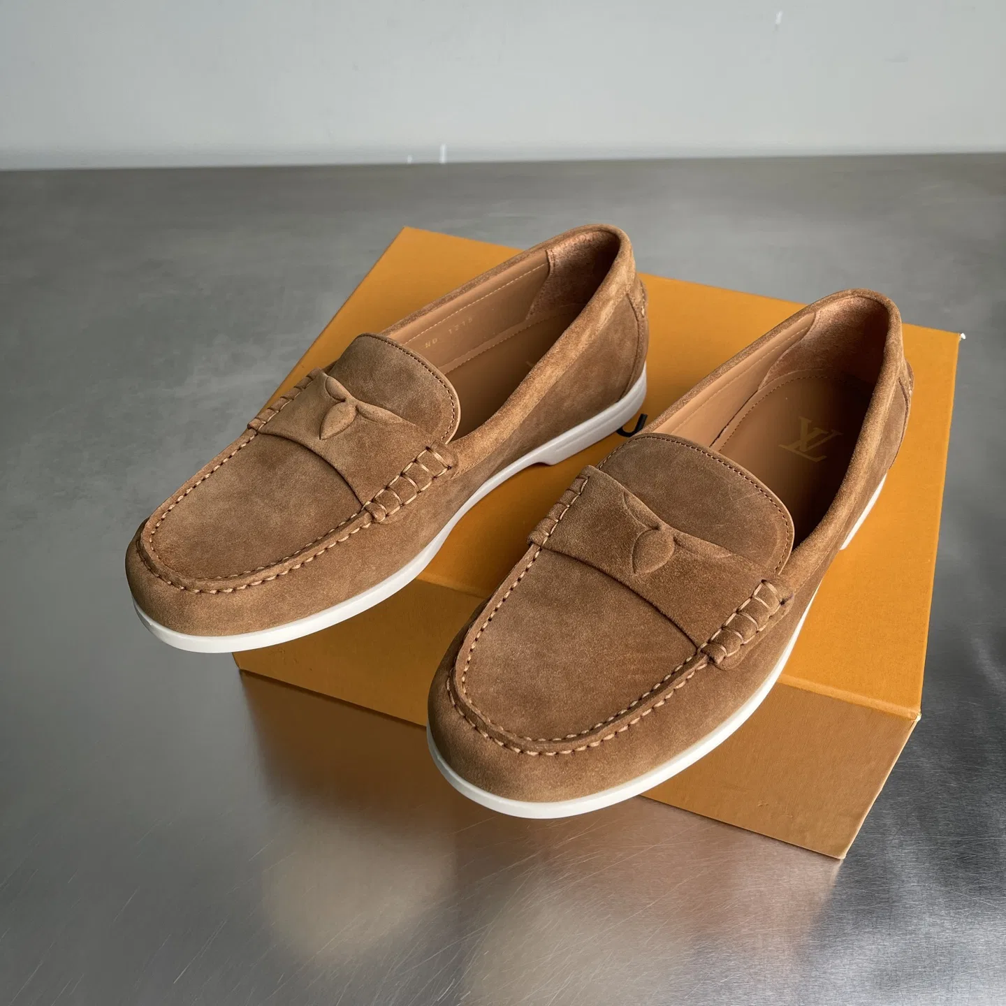 LV 27FW LDWAQLG 012 로퍼 10