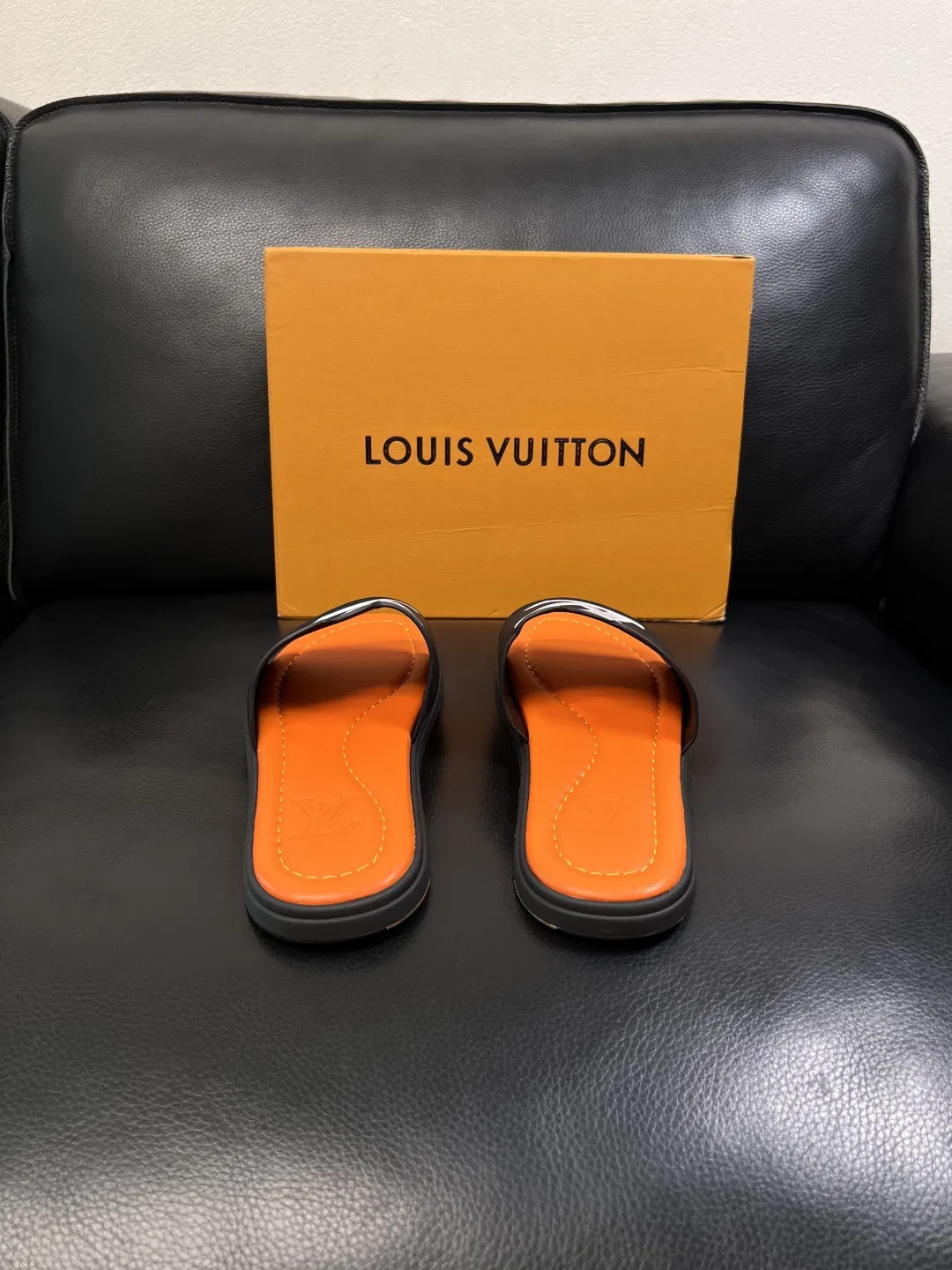 LV 27FW LDWAQLG 022 슬리퍼 7