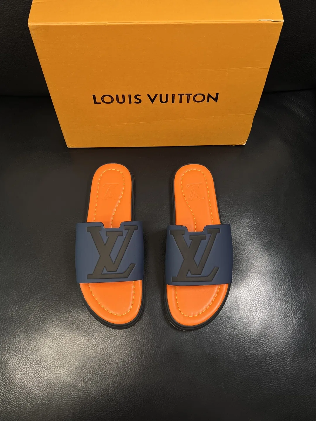 LV 27FW LDWAQLG 022 슬리퍼 10