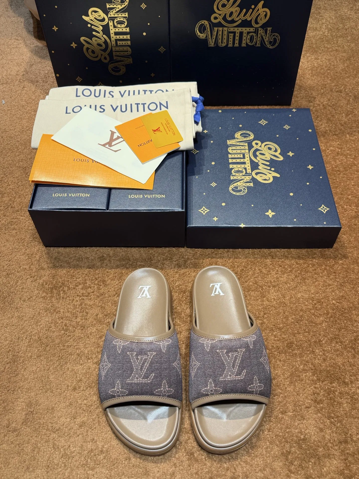 LV 27FW LDWAQLG 024 슬리퍼 12