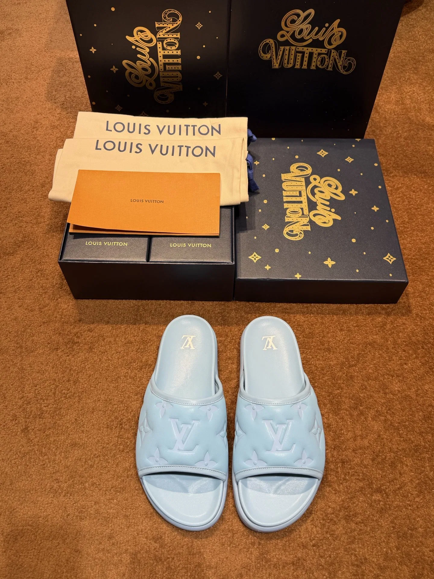 LV 27FW LDWAQLG 026 슬리퍼 20