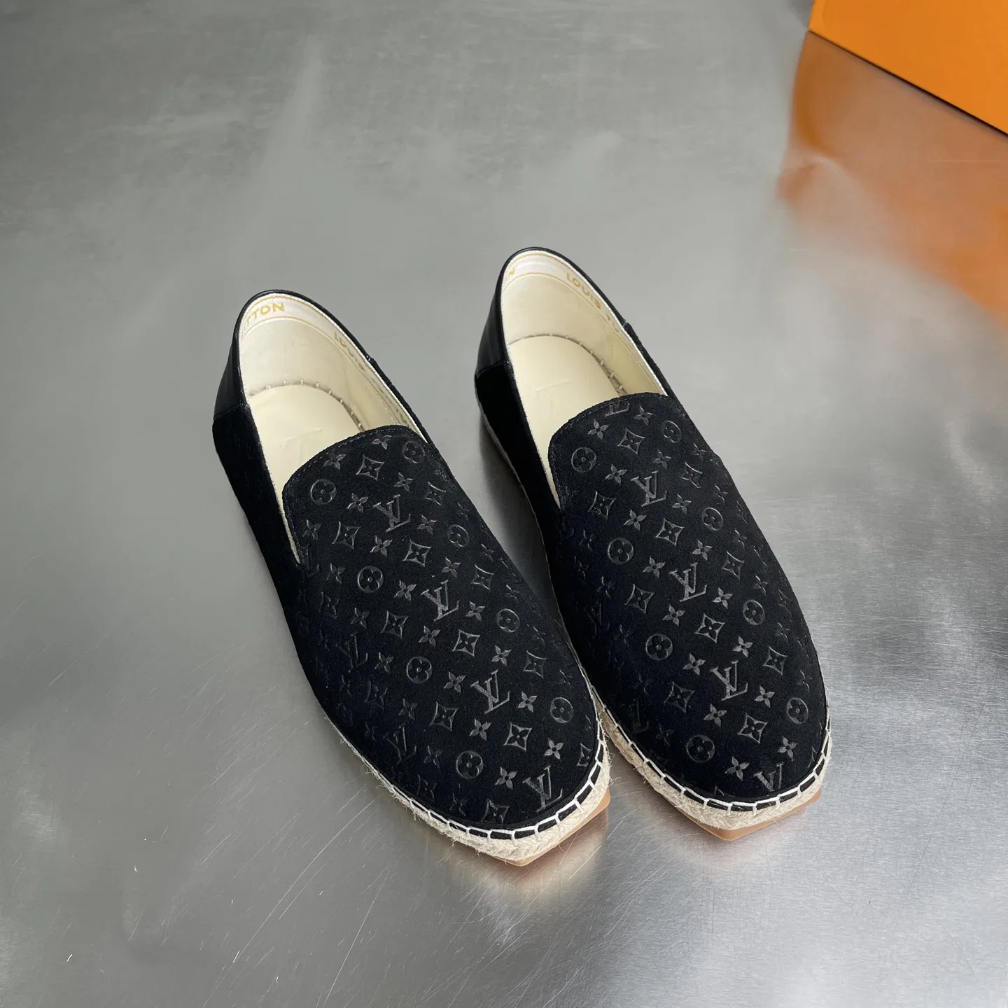 LV 27FW LDWAQLG 028 로퍼 13
