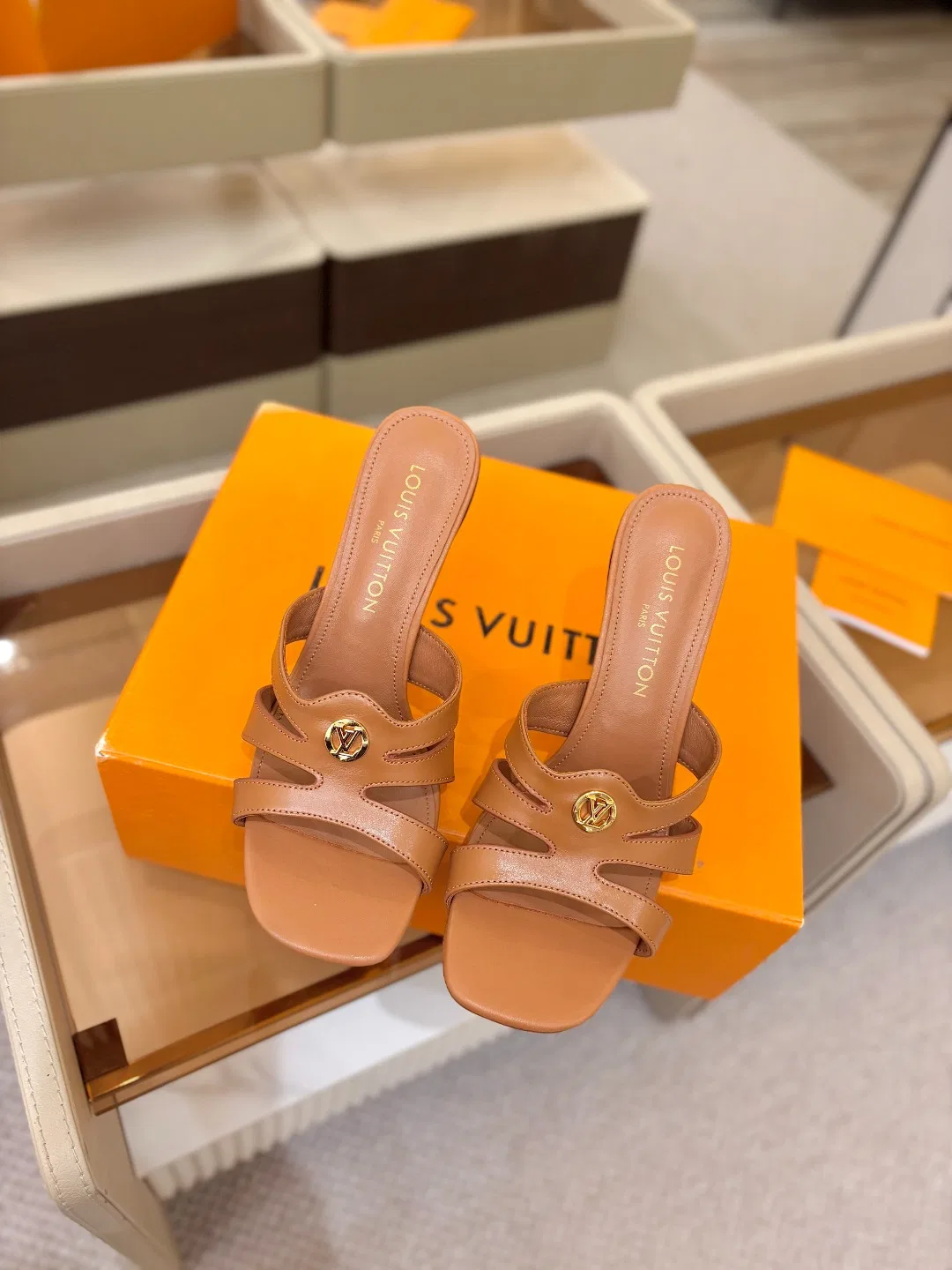 LV 27FW LDWAQLG 039 구두 13