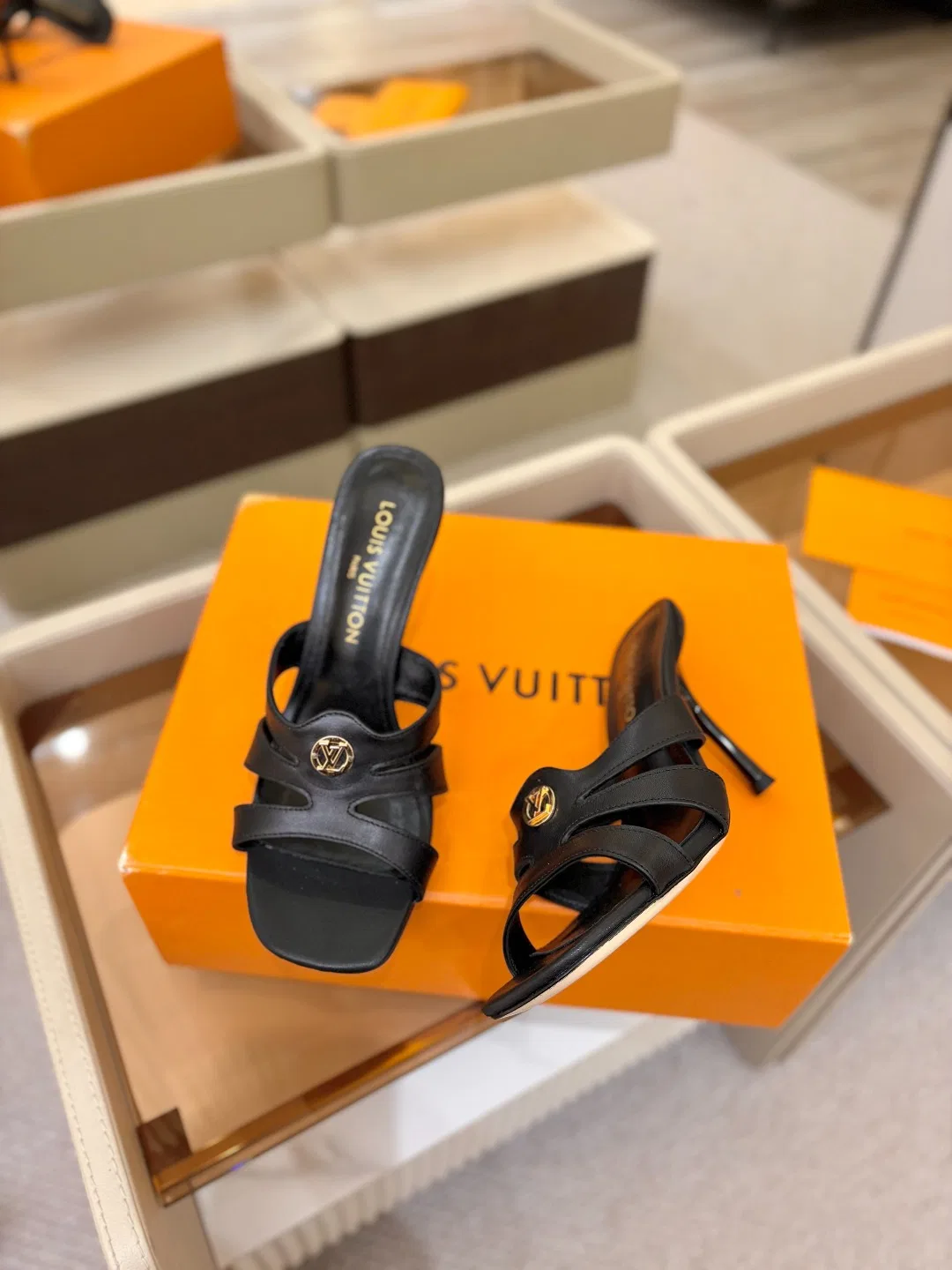 LV 27FW LDWAQLG 039 구두 23