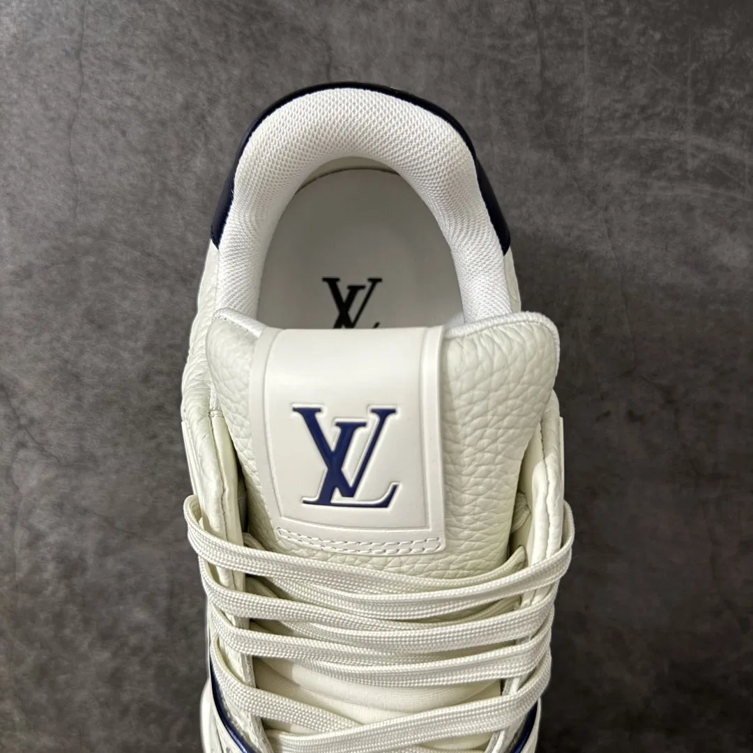 LV 27FW LDWAQLG 040 스니커즈 16