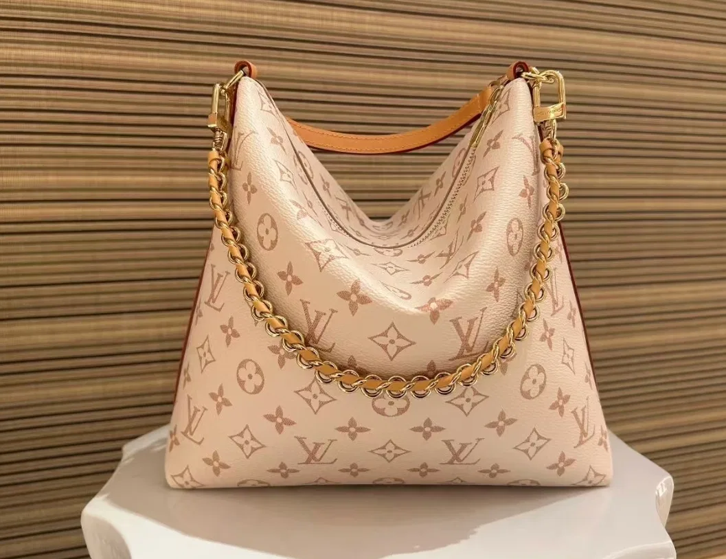 LV 27FW LDWAQLG 041 숄더백 19