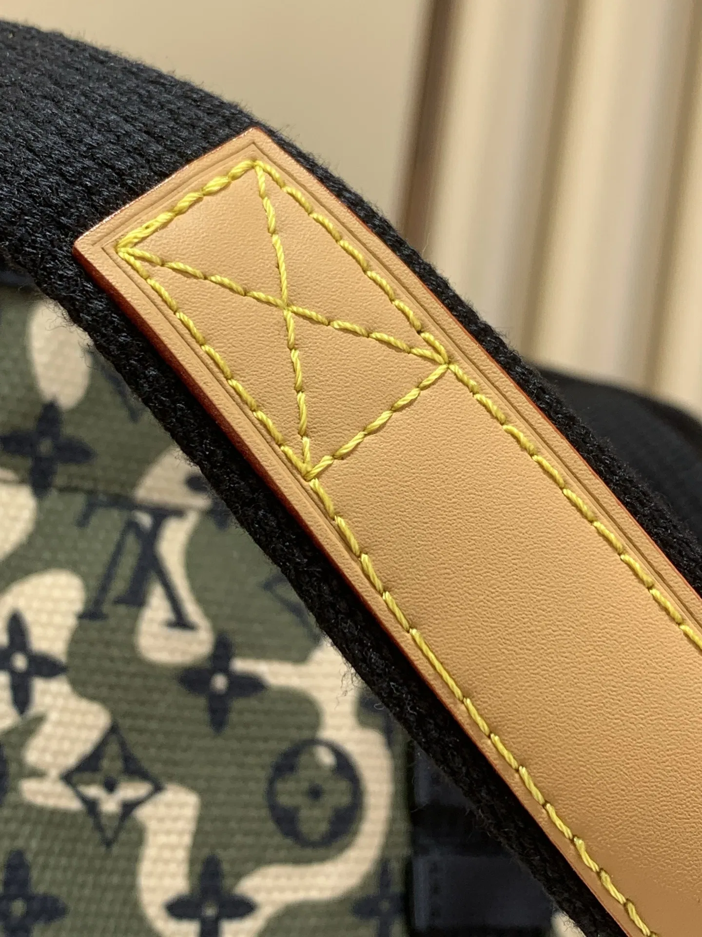 LV 27FW LDWAQLG 044 토트백 11
