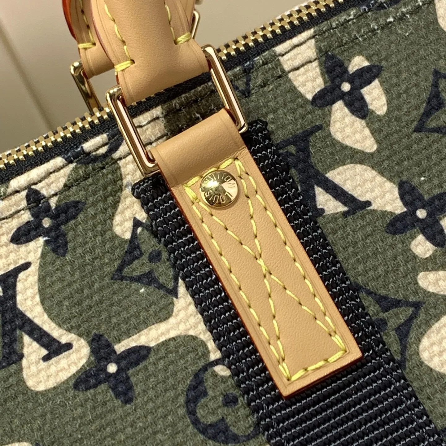 LV 27FW LDWAQLG 044 토트백 20