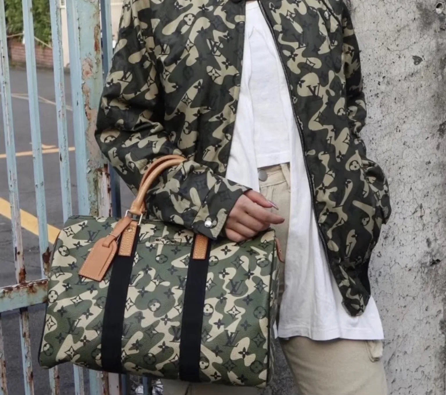 LV 27FW LDWAQLG 044 토트백 39