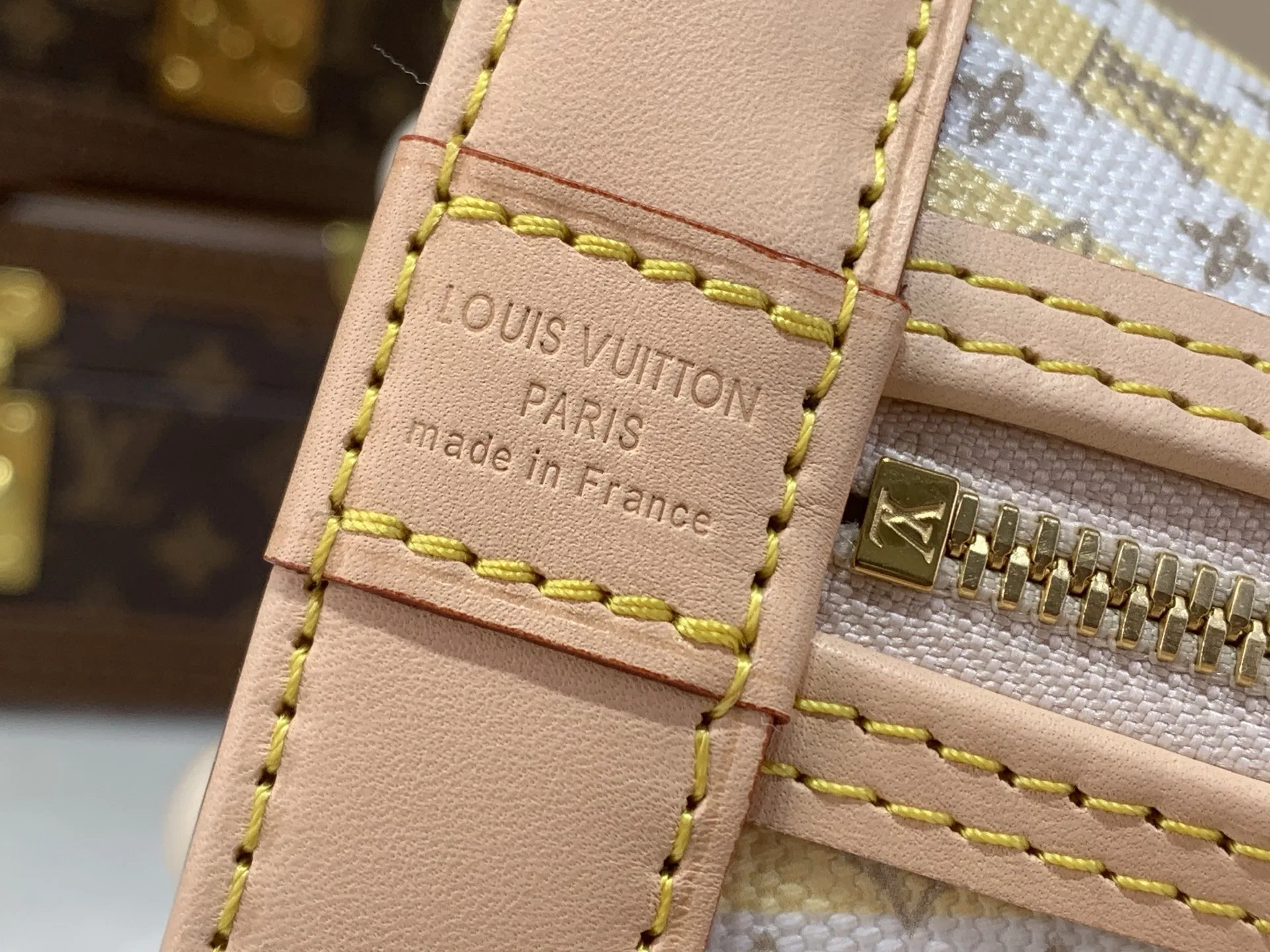 LV 27FW LDWAQLG 045 토트백 10