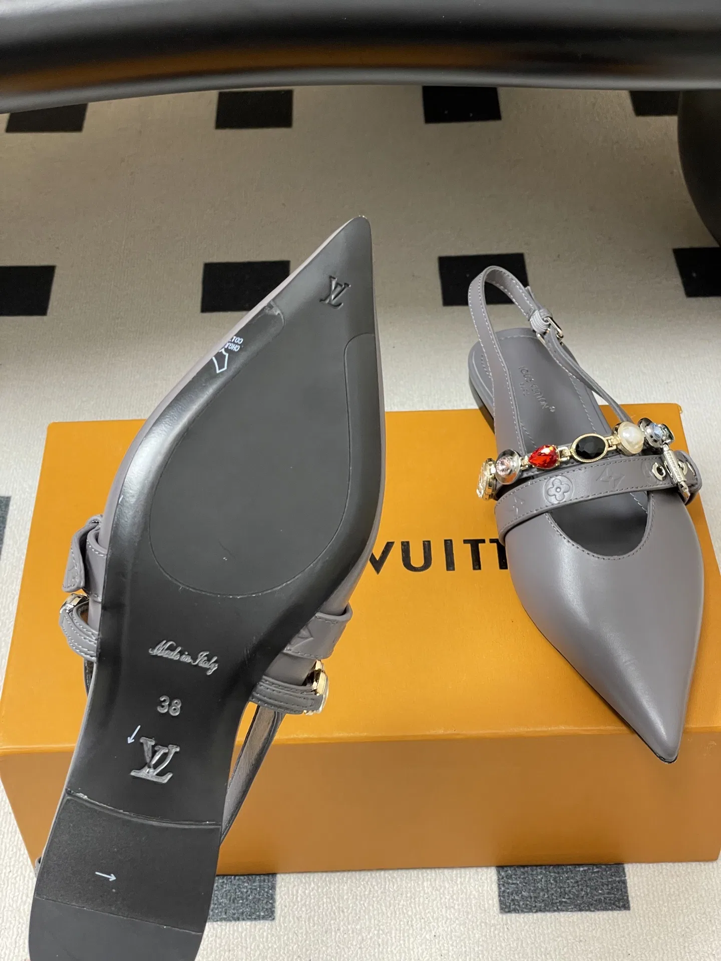 LV 27FW LDWAQLG 062 구두 8