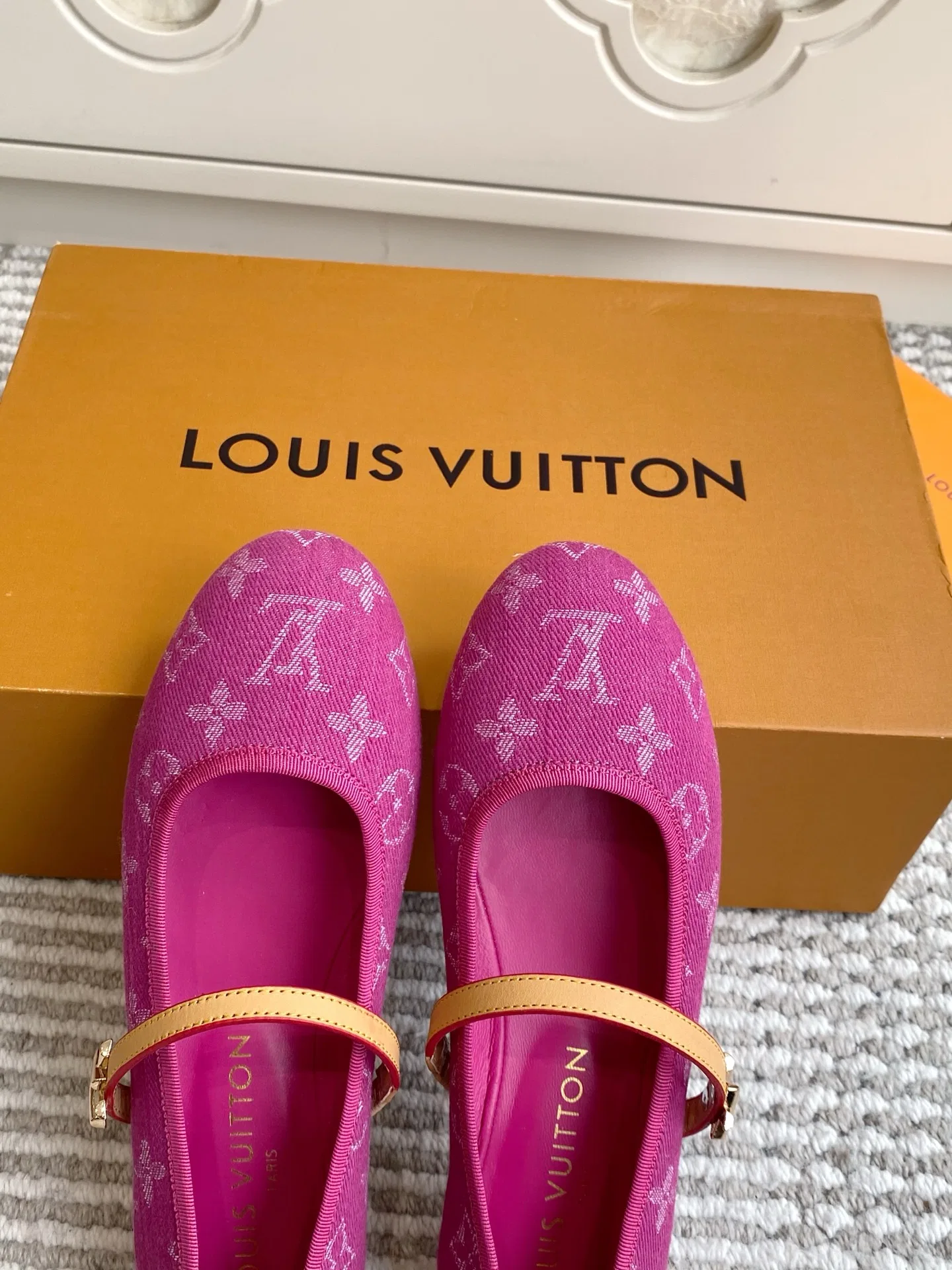 LV 27FW LDWAQLG 064 플랫슈즈 15