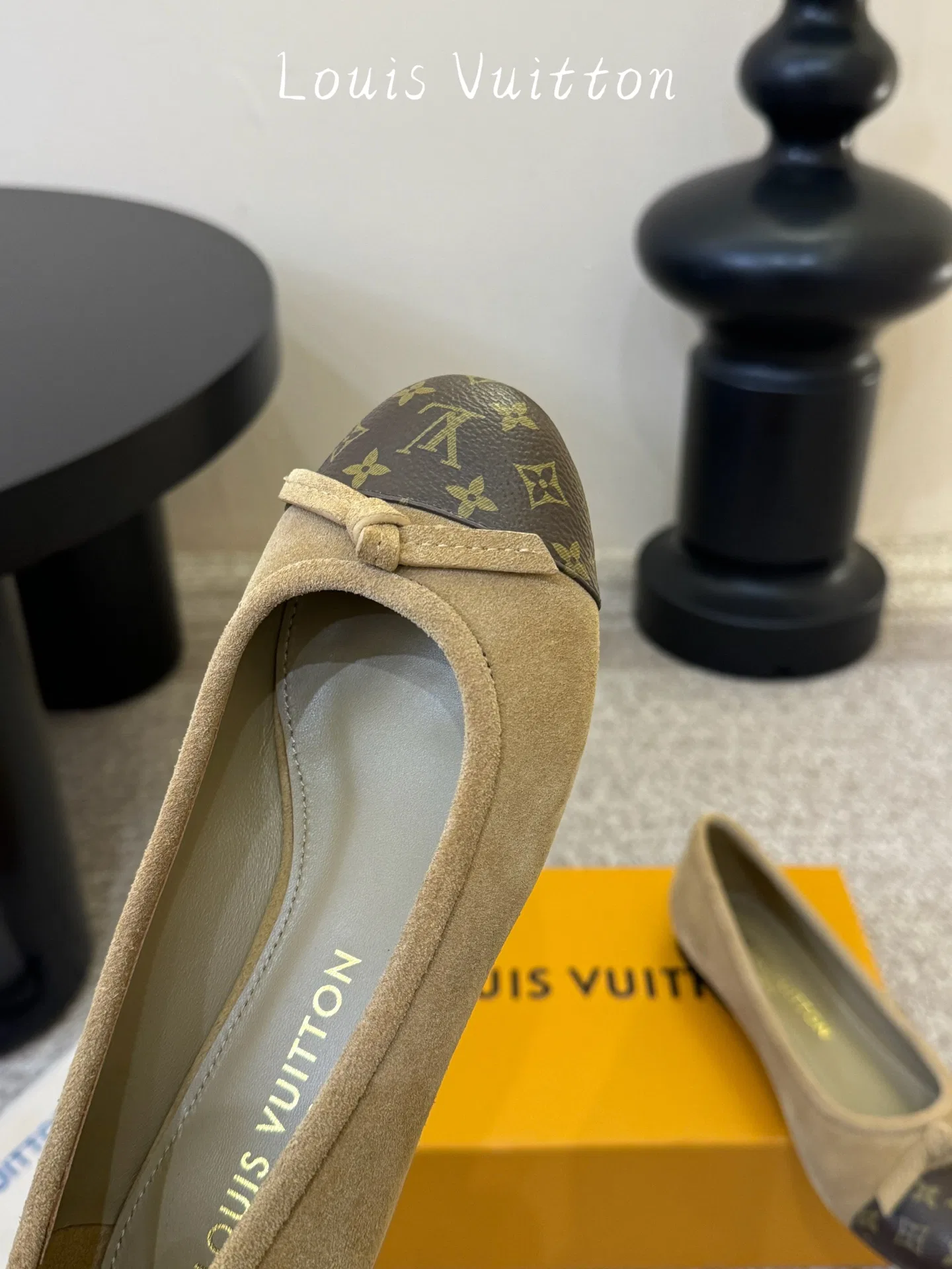 LV 27FW LDWAQLG 073 플랫슈즈 10