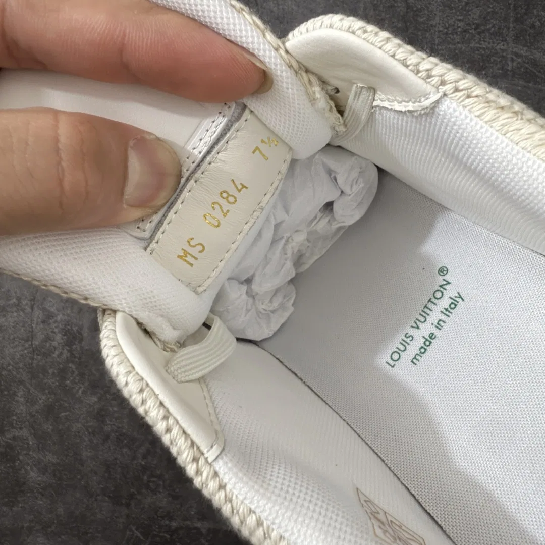 LV 27FW LDWAQLG 093 스니커즈 16