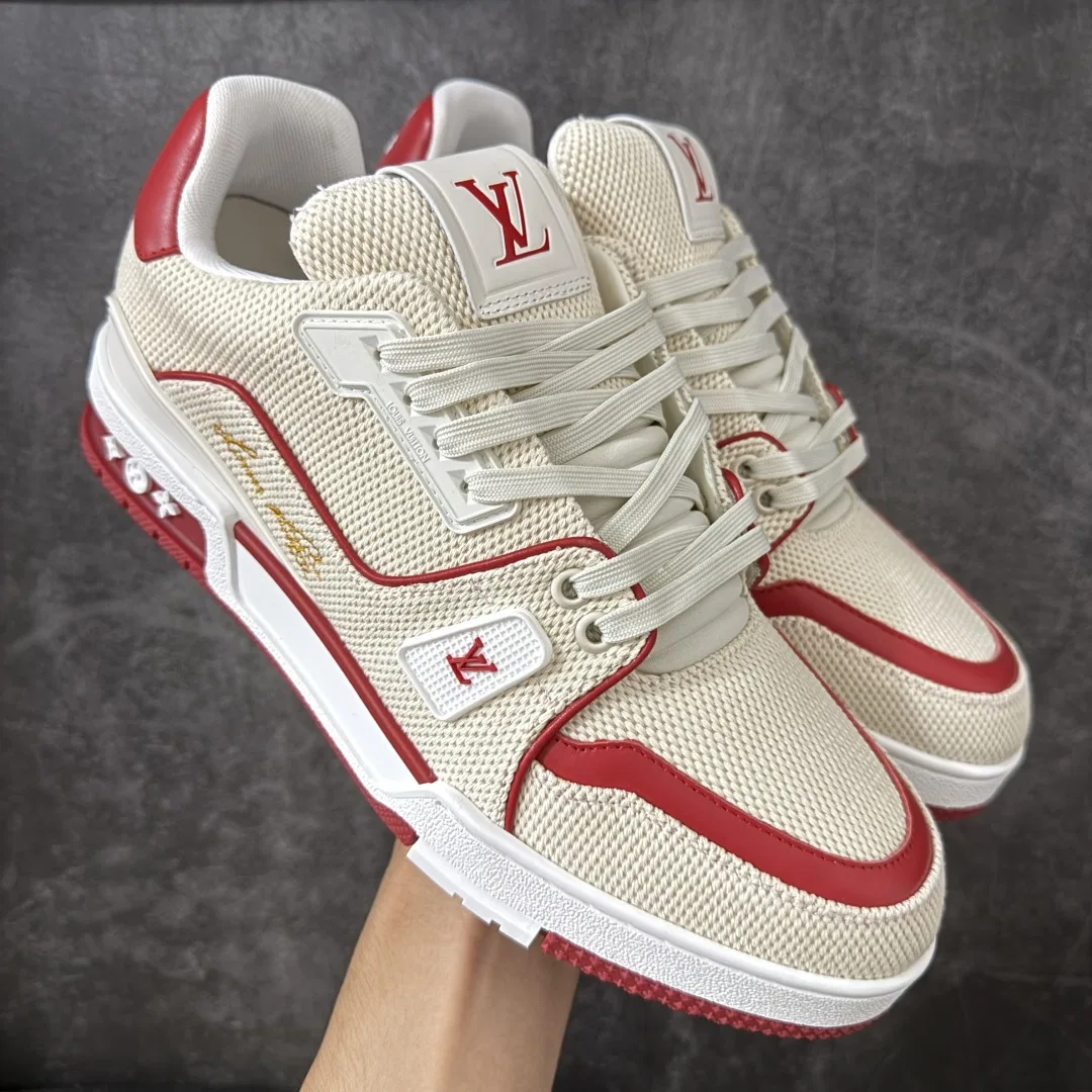 LV 27FW LDWAQLG 093 스니커즈 28